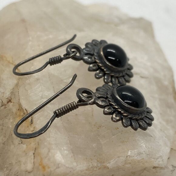 Vintage Black Onyx Flower Dangle Drop Earrings Sterling 925 Silver 4.4g Patina - Picture 2 of 6